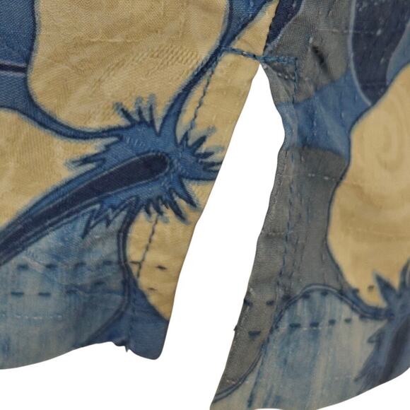 Tommy Bahama Silk Hawaiian Shirt Size Medium Blue Tropical Floral Beach Aloha - Picture 7 of 10